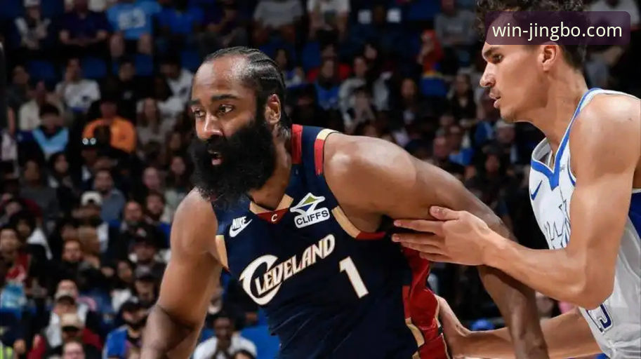 竞博APP下载 3个关键回合解析:骑士险胜魔术,米切尔42分背后的攻防细节